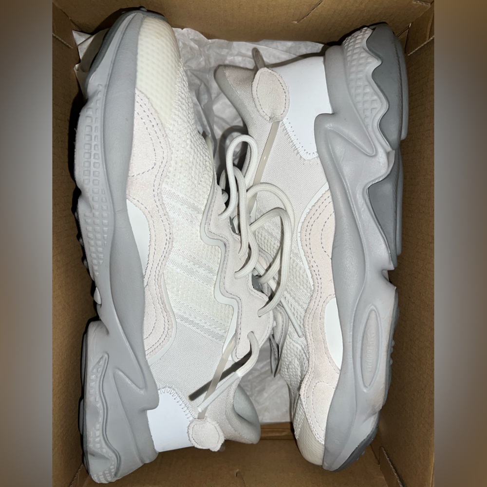 Adidas Ozweego shoes size 9.5